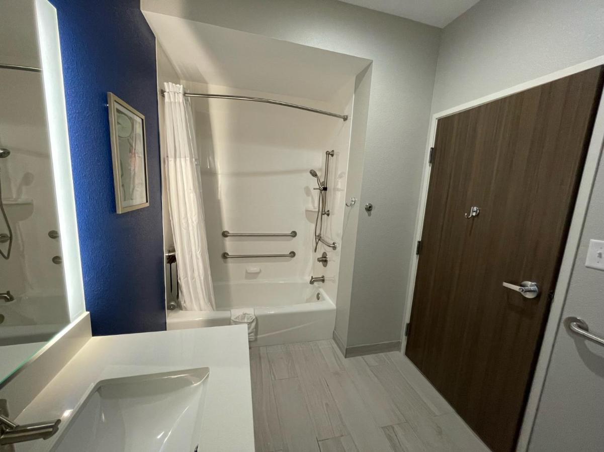 La Quinta Inn & Suites By Wyndham Valdosta Rom bilde